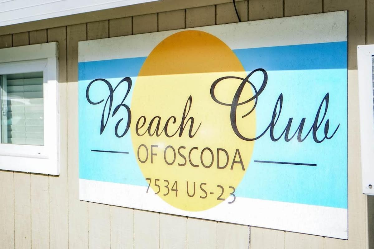 Beach Club Of Oscoda - The Lakeshore Cottage Bagian luar foto